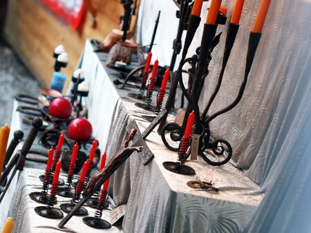 Kunstschmiedearbeiten am Adventmarkt der Kartause Gaming