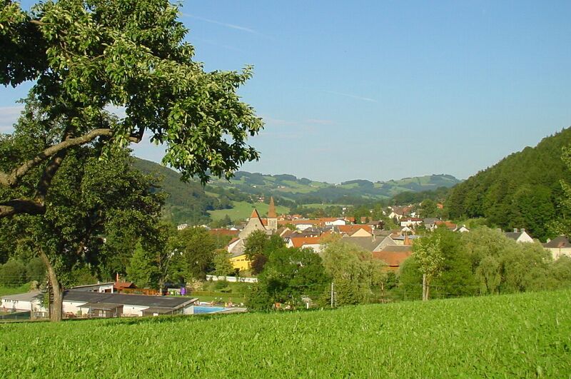 Datei:Rabenstein von Westen.jpg