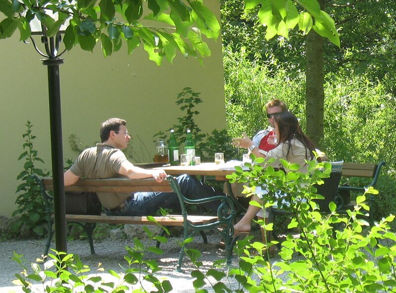 Datei:Seminar im Grünen Teich.jpg