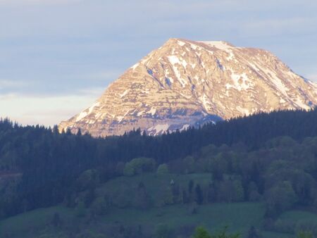 Frühlingsblick vom Eisenstein auf den Ötscher