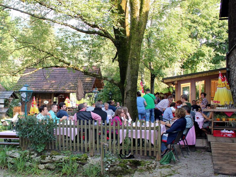Datei:SH gemütliche Terrasse.jpg
