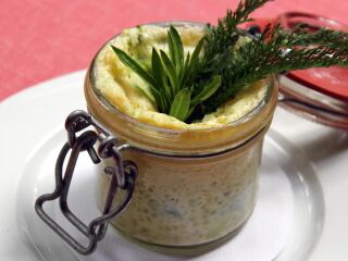 Vorspeise Schafkäse - Wildkräuter warm