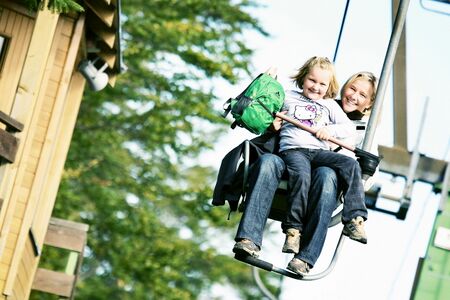 Sessellift Lilienfeld Frau mit Kind
