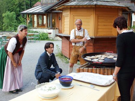 Feuerflecken werden frisch gemacht