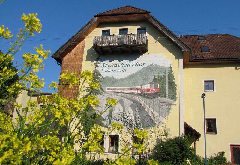 Datei:SH Mariazellerbahnbild Frühling.jpg