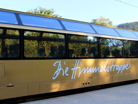 Optionell: Ausflug mit Himmelstreppe der Himmelstreppe im Panoramawagen