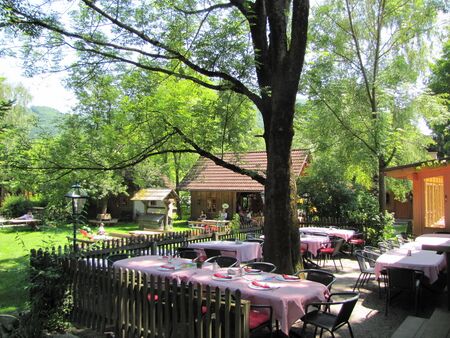 Sommer auf der Terrasse im Steinschalerhof