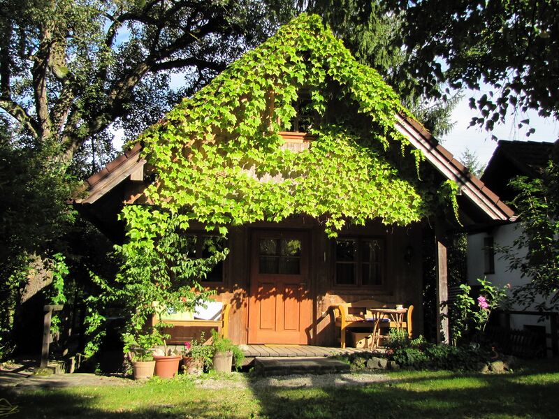 Datei:SH Marinahaus Sonne.jpg