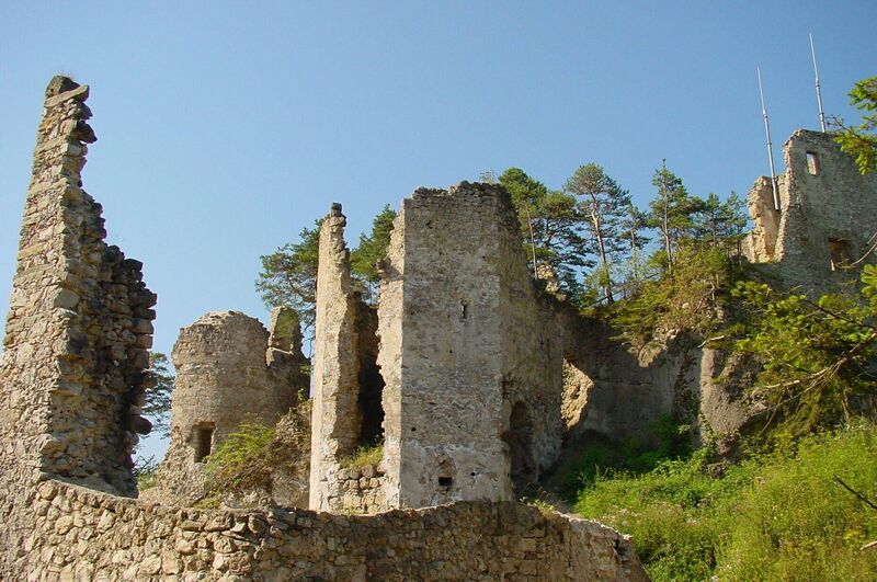Datei:Ruine Rabenstein Auer.jpg