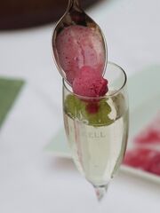 Dirndleis mit Mostsekt