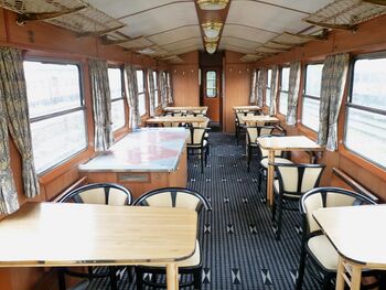 Salonwagen - Blick zum Einsteig