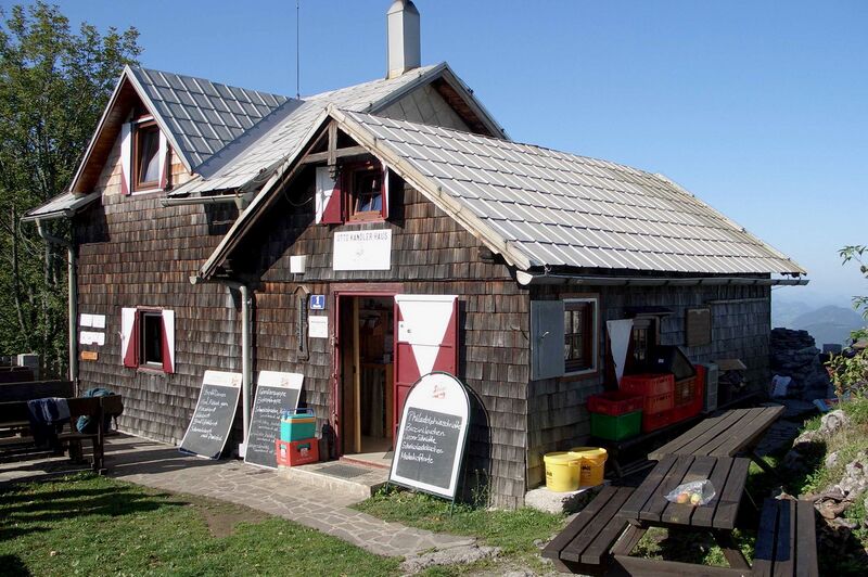 Datei:O Kandler-Haus Foto Lang.jpg