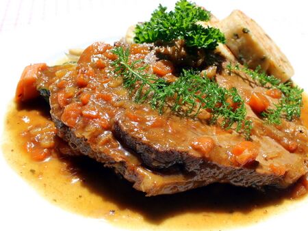 Rindsbraten Knödl