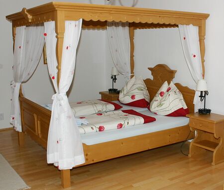 Himmelbett Haus Talblick erster Stock