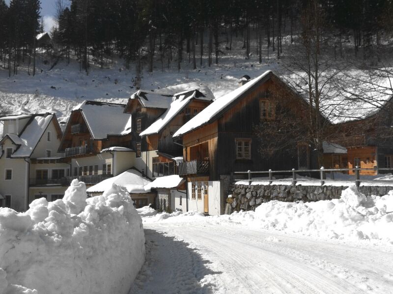 Datei:SD Presshaus Winter.jpg