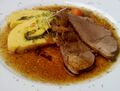 Hirschbraten mit Erdäpfelroulade