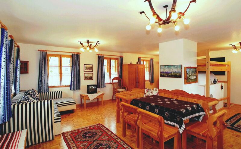 Datei:SD-Wohnzimmer Terrassenhaus.jpg