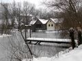Teichbrücke im Winter
