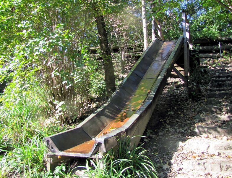 Datei:SH gr Rutsche1.jpg