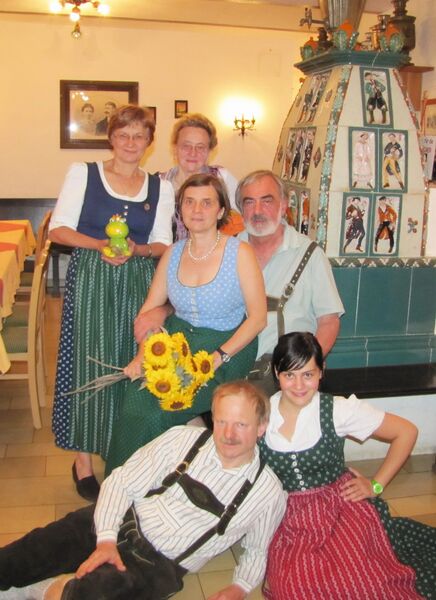 Datei:Familien Weiß - Hubmayer 2010.jpg