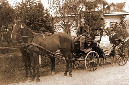 Erstkommunion von Aloisia Weiß im Landauer