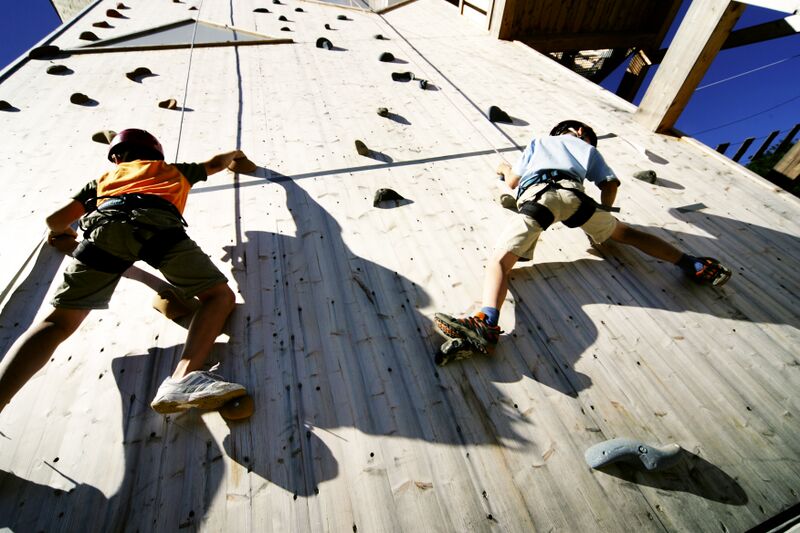 Datei:Kletterwand Annab WF.jpg