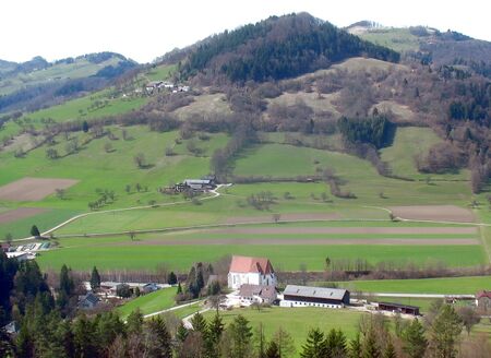 Andreaskirche und Fronberg