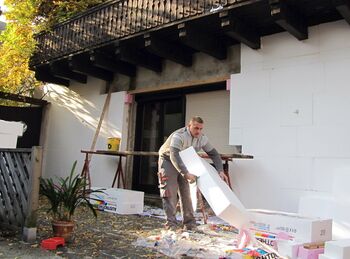 Isolierung der letzten Altbauwände beim Altbau
