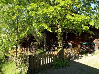 Vorgarten beim Teichhaus - Frühjahr