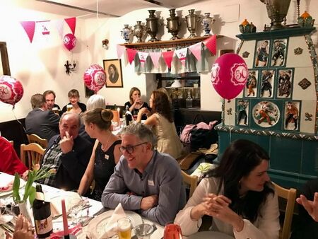 Feier in der Kachelofenstube