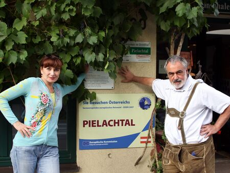 Edenbesuch aus Holland: Anya Niewiera im Dirndltal