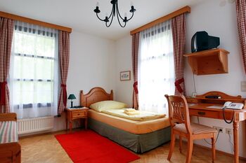 Zimmer 4 im Vierkanthof