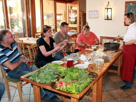 gemütliches Wildkräuter kochen mit Annemarie Weiß