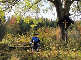 Kreuz am Eibenberg Richtung Eben