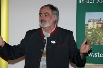 JW - Moderation Kamingespräch Harms